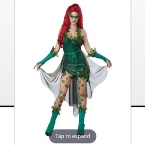 Poison Ivy Costume with wig